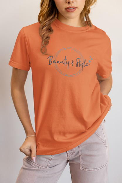 Elyx "Beauty & Style" Elegant Graphic Tee - Minimalist Script Design for Women