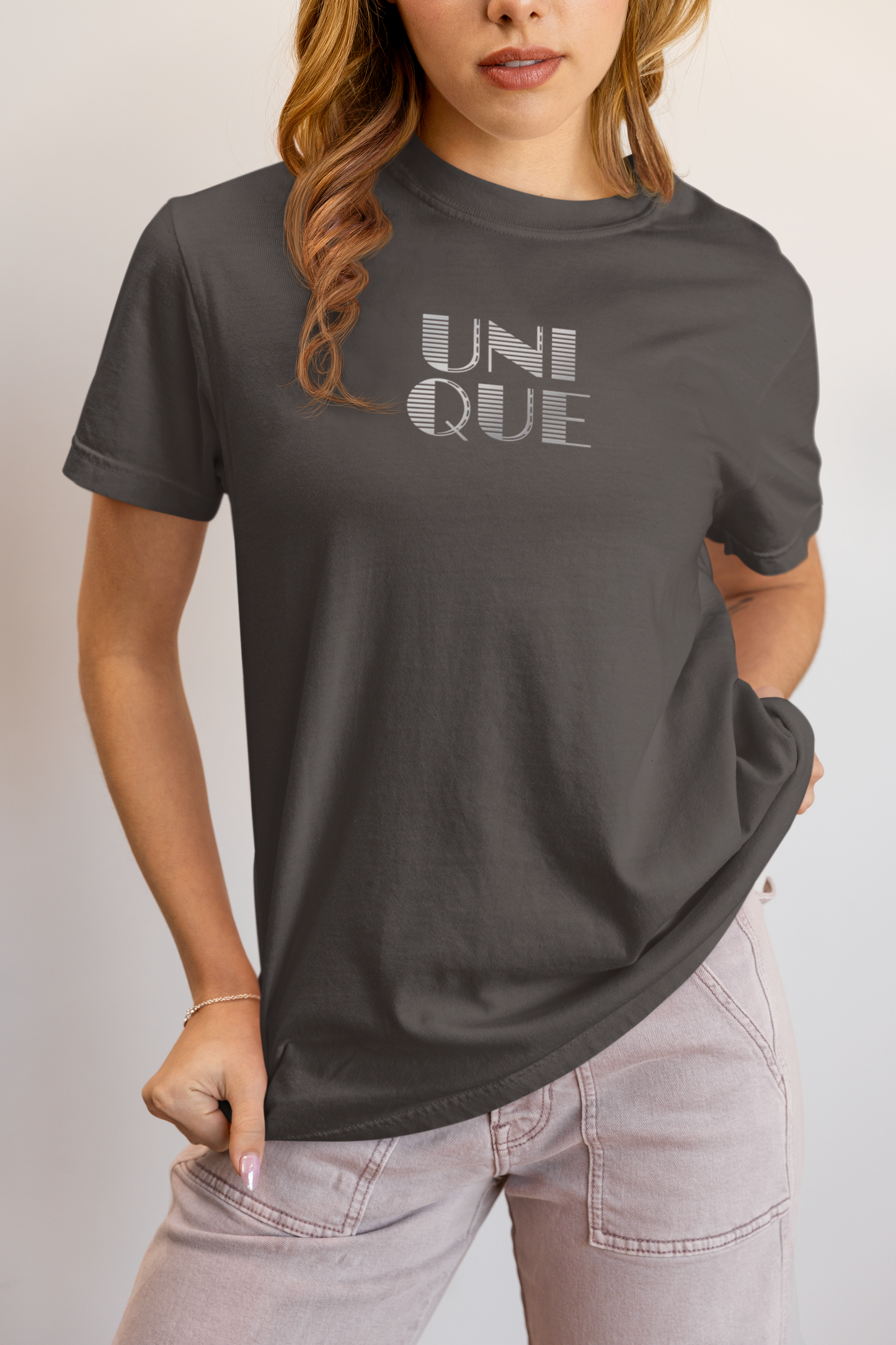 Elyx "Unique" Linear Illusion Premium Woman Graphic Tee
