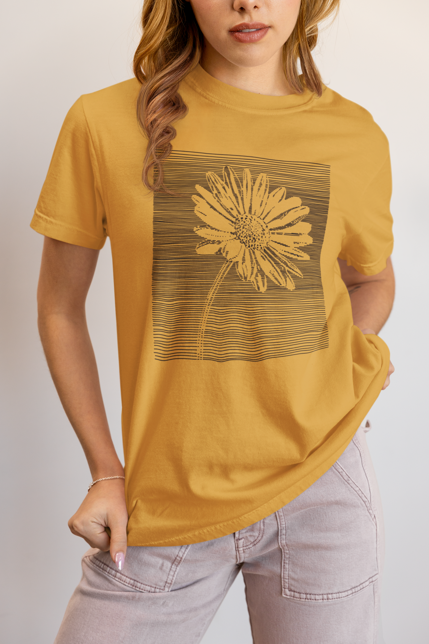 Elyx Minimalist Daisy Line Art Woman Graphic Tee