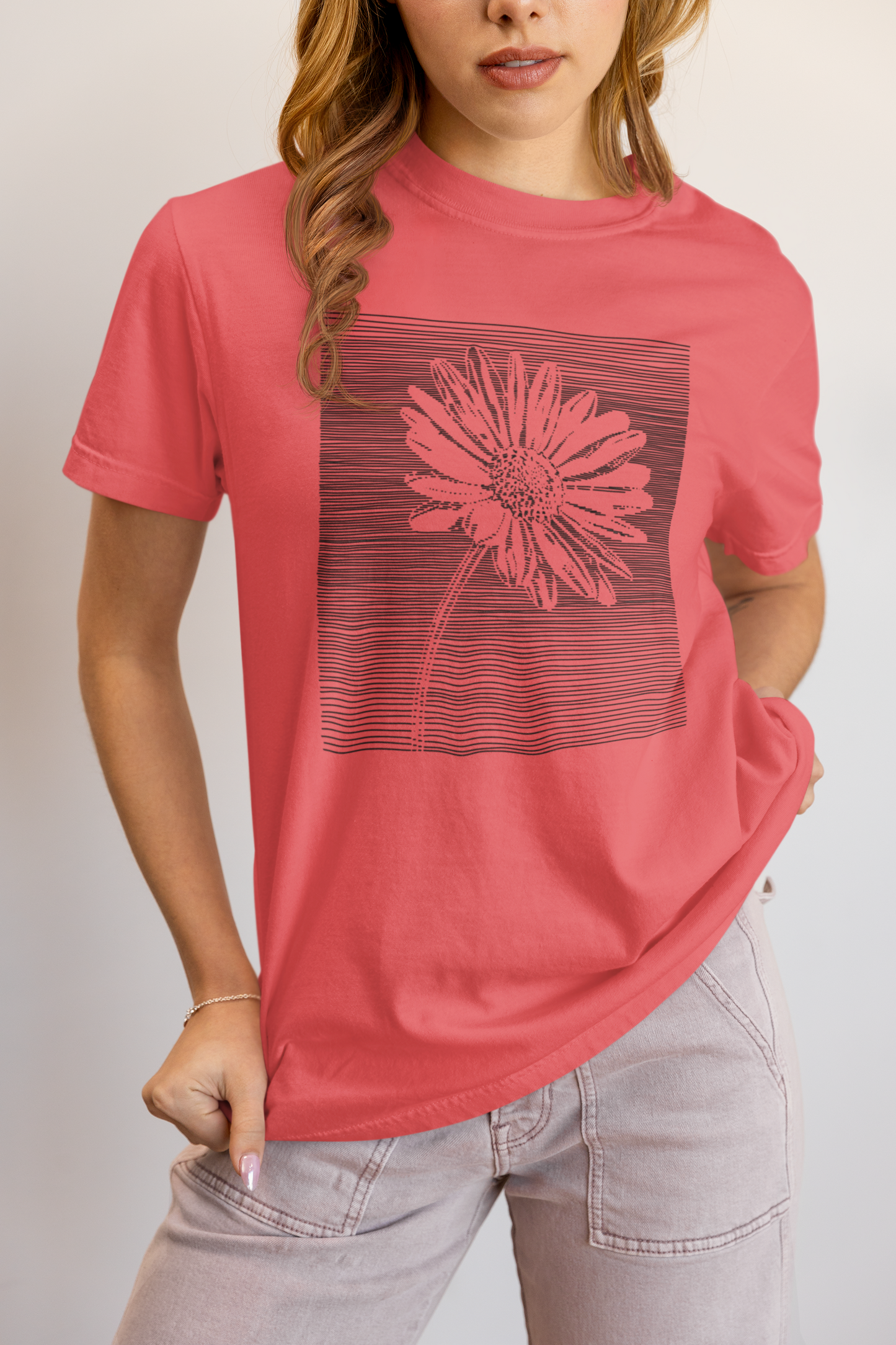 Elyx Minimalist Daisy Line Art Woman Graphic Tee