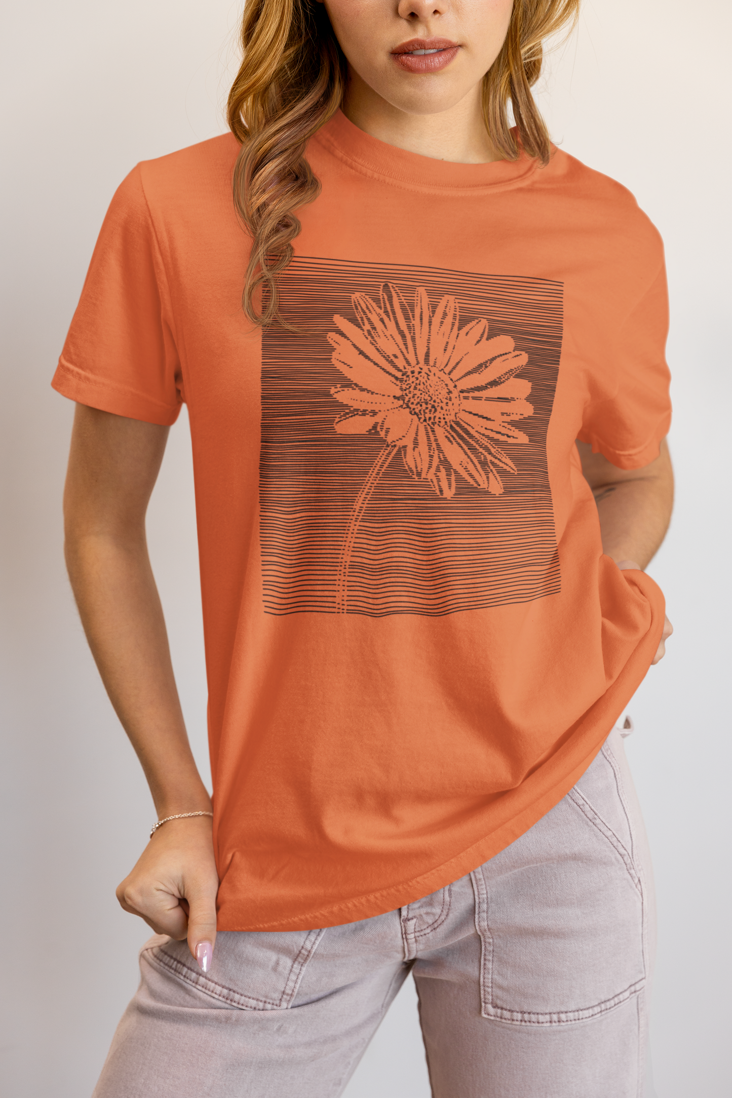 Elyx Minimalist Daisy Line Art Woman Graphic Tee