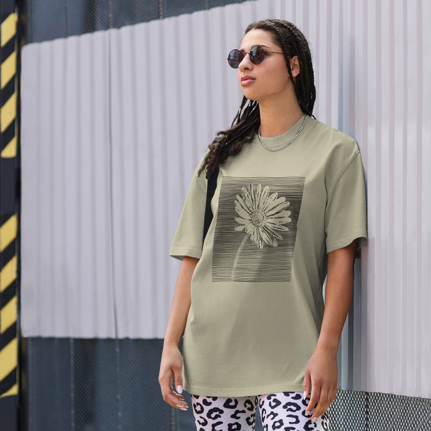 The Botanical Daisy Oversized Faded T-Shirt – Premium Linocut Style Graphic Tee