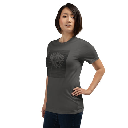 Elyx Minimalist Daisy Line Art Woman Graphic Tee