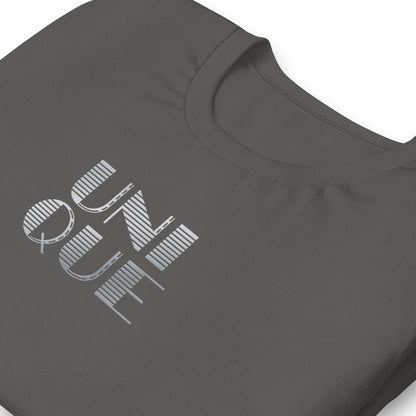 Elyx "Unique" Linear Illusion Premium Woman Graphic Tee