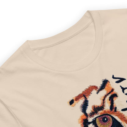 Predator Tiger Eye Graphic Tee - Minimalist Luxe Streetwear T-Shirt